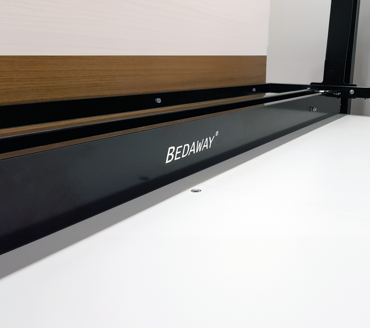 Bett mit Gegengewicht - Hubbett